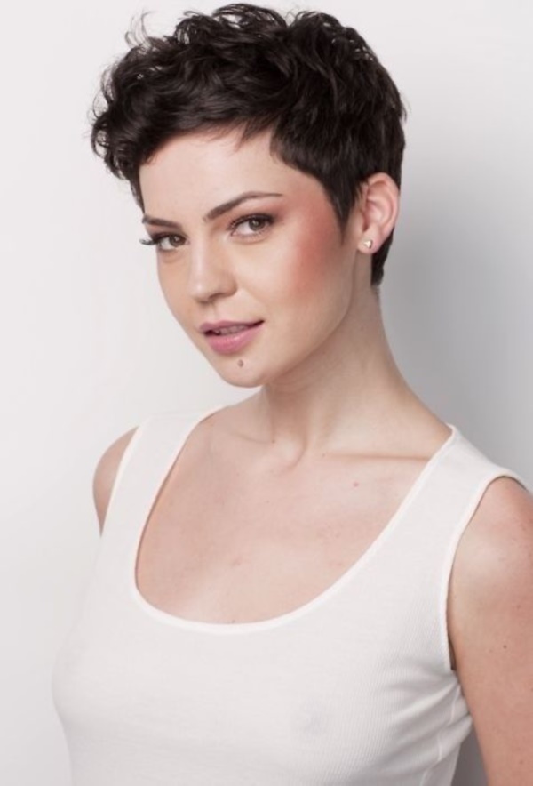 Short Hairstyles & Cuts