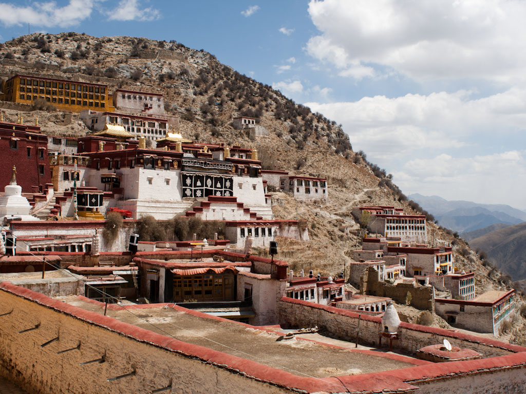 Ganden monastery China