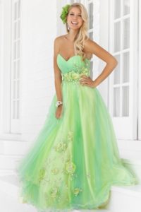 best prom dress for hourglass figure