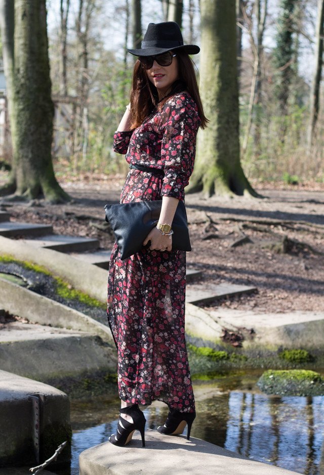 Hat with Maxi Dress