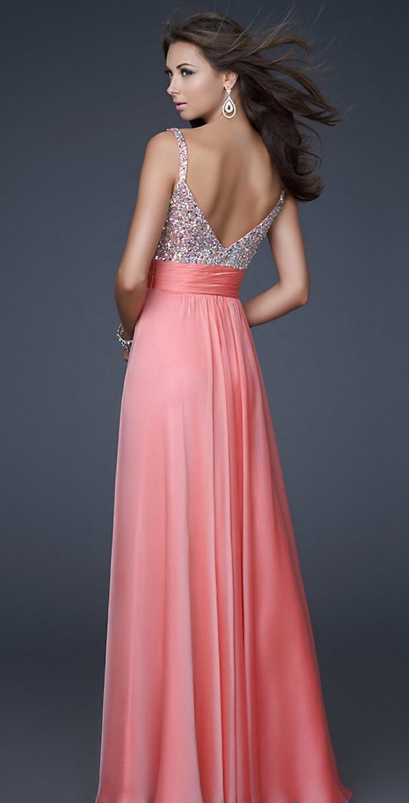 prom dresses for hourglass figure