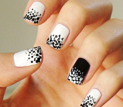 Black Nail Art Design Ideas