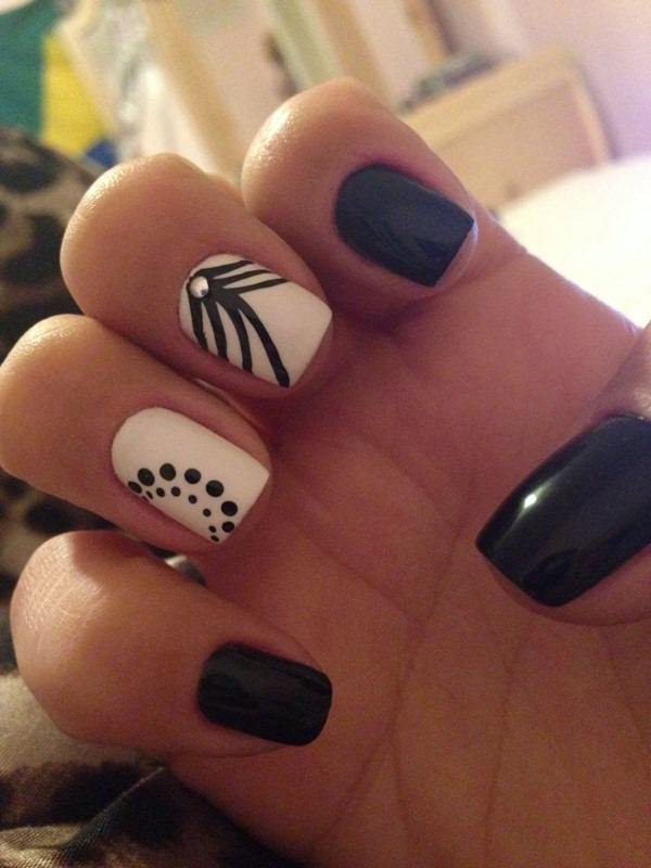 Black and White Nail Designs