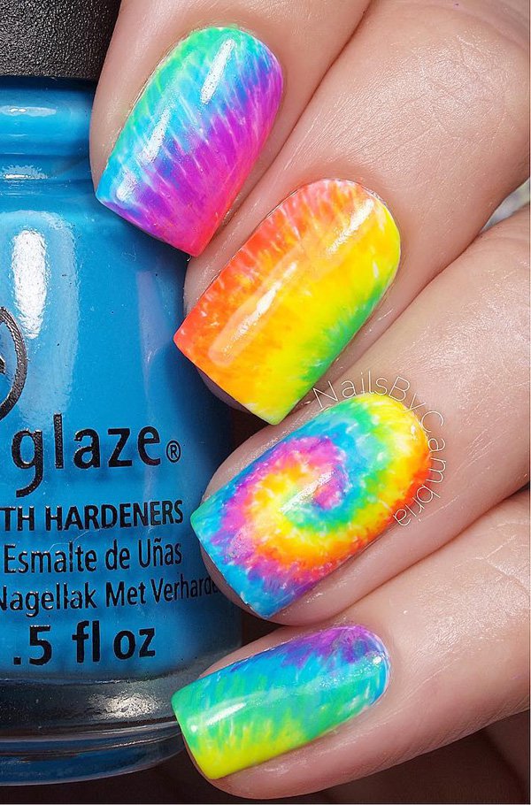 a-tie-dye-inspired-watercolor-nail-art