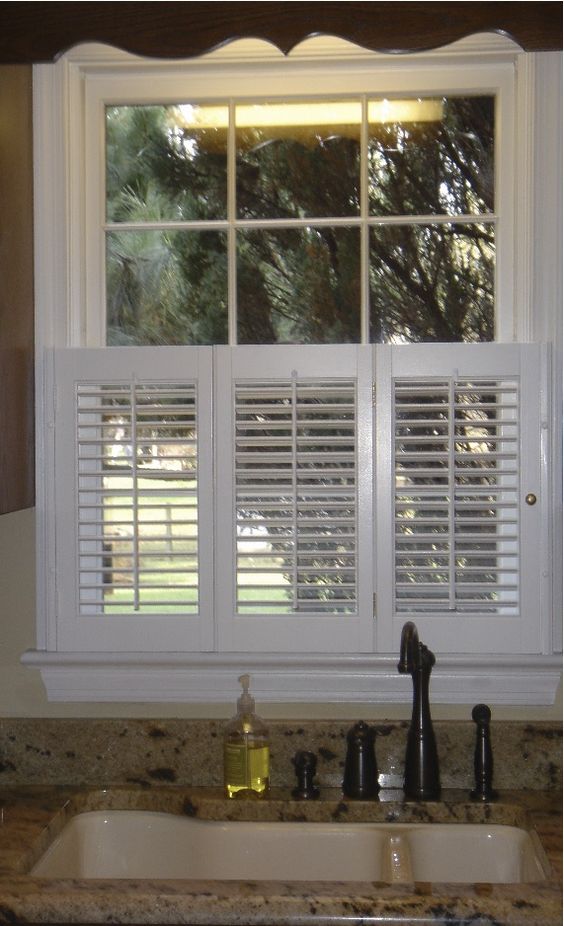 cafe-style-shutter-for-your-kitchen