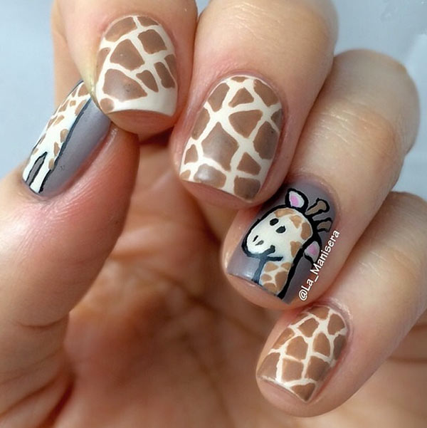 giraffe-nail-design