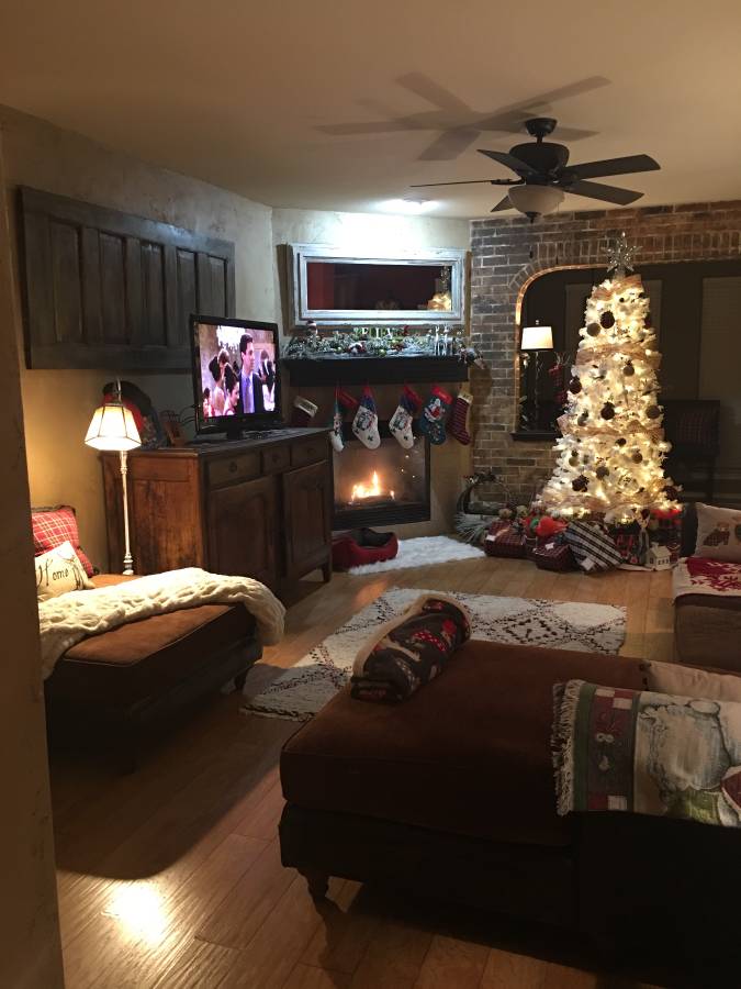 Lighted White Christmas Tree.