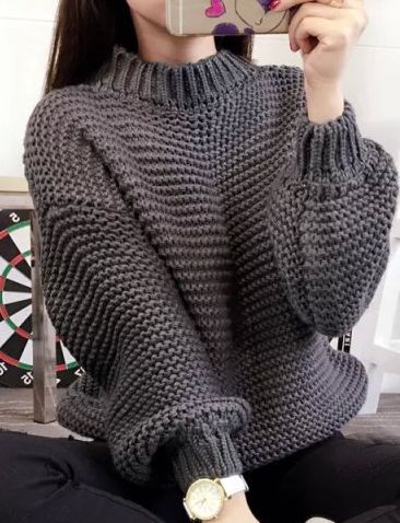 loose-short-sweater