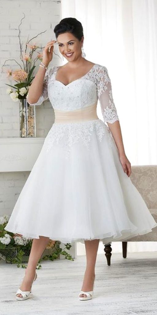 16-gorgeous-wedding-dresses-that-are-perfect-for-curvy-brides