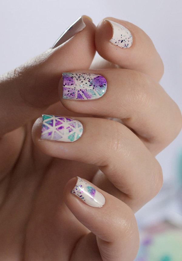 violet-and-blue-watercolor-nail-art-design