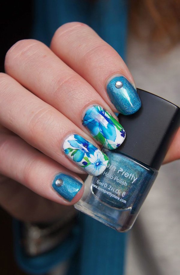 elegant-blue-flower-watercolor-nails-art-design