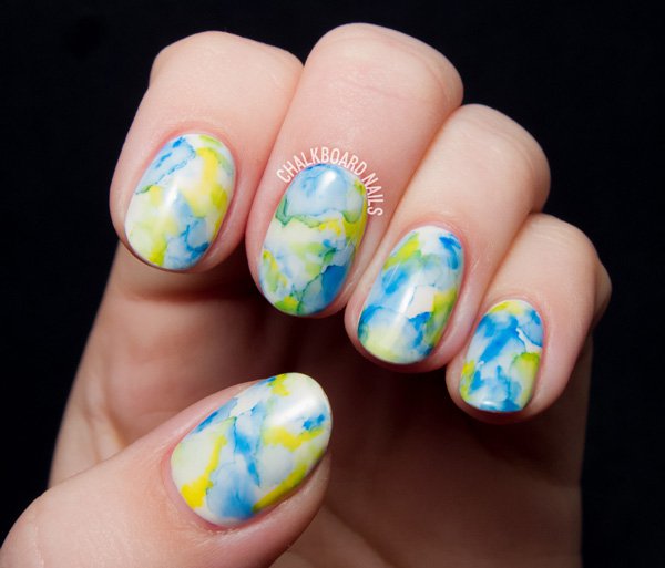 flower-inspired-watercolor-nail-art-design