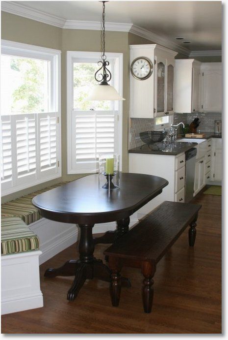 kitchen-table-under-window