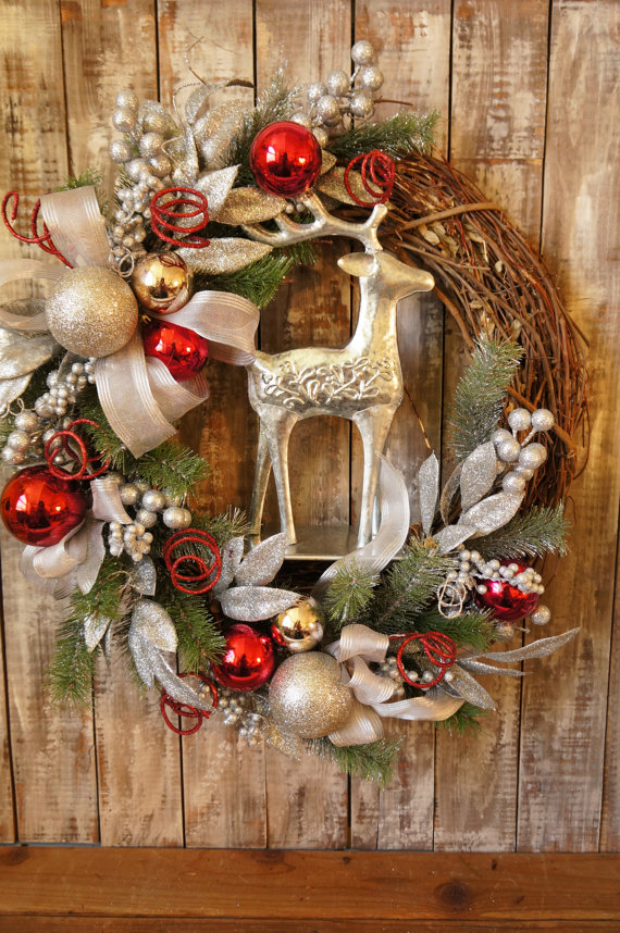 a-silver-reindeer-is-a-great-addition-to-any-holiday-wreath