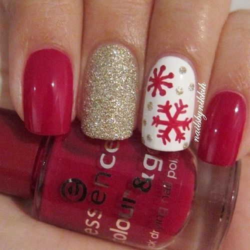 45 Stunning Holiday Nail Art Designs