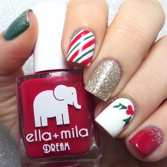 classic-xmas-glam-nail-art