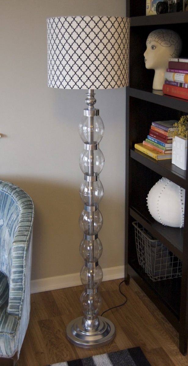 coke-bottles-and-duct-tape-lamp