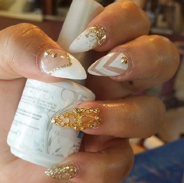 gold-nails-art-design-ideas12