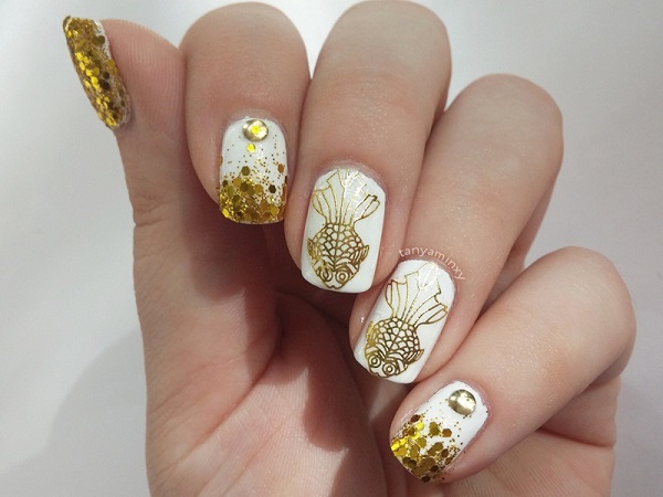 gold-nails-art-design-ideas37