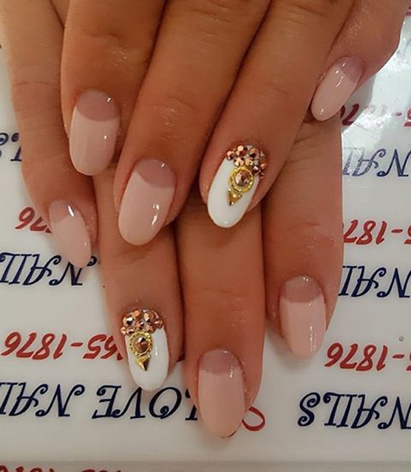 oval-nails-designs-ideas43