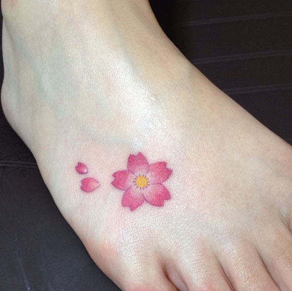 tiny-foot-piece-tattoo