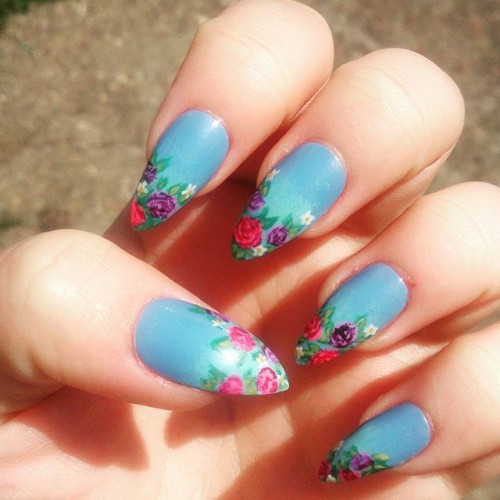 stiletto-nail-design-with-flowery-tips