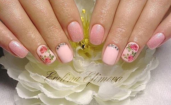 Beautiful and charming rose nail art design in pink theme