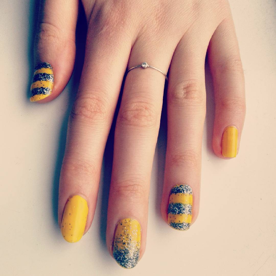 Nail Art 🌻🐝💛