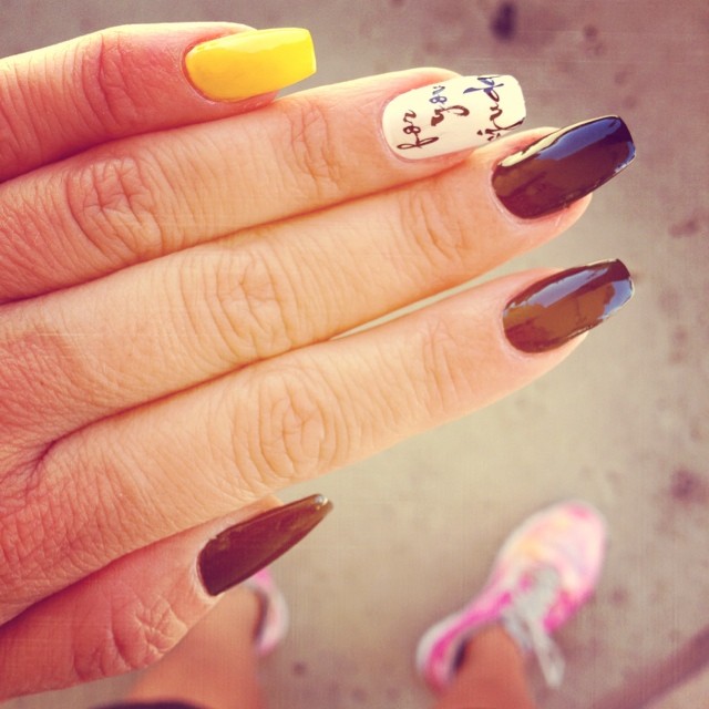 #blackandwhitenails #fun #ilovemylife #ilovebeingagirl #yellownailart