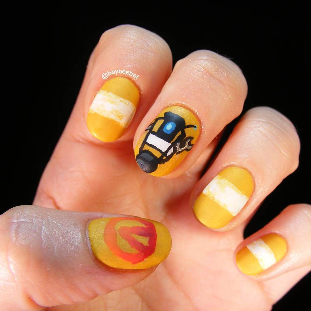 #borderlands #claptrap #wubwub #vaulthunters #hyperioncorporation #nailart #yellownailart #yellow #nailstagram