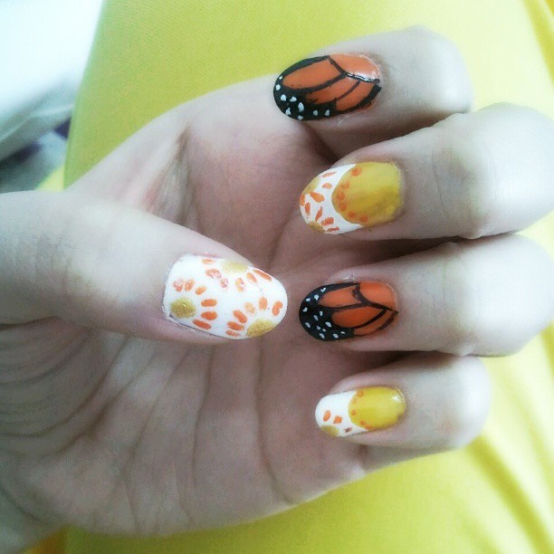 #butterflynailart #butterflynails #nail_tutorialss #nailart #nail_art #cutenails #cutepolish #cute #yellownailart #kawaii #Nails #orangenailart #flowernails