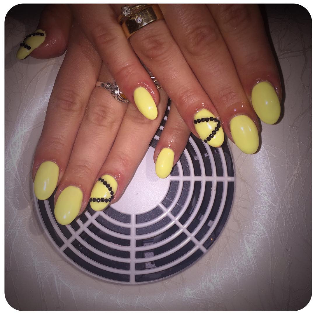 #gel #gelnails #ibdnailsuk #nails #nailsforparty #nailart #nail #nailstagram #instanails #beauty