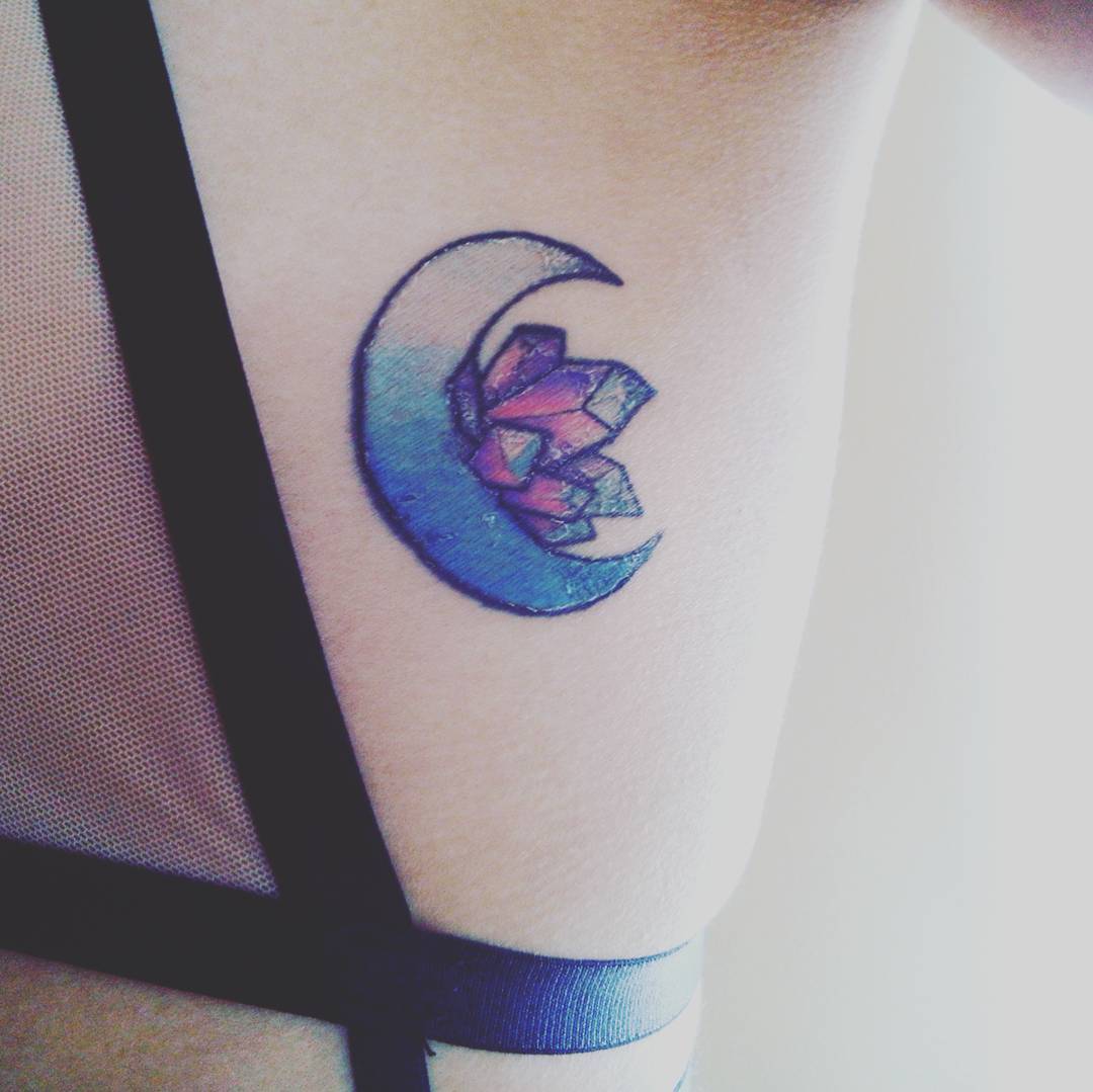 44 Examples Of Inspirational And Unique Moon Tattoo Ideas & Meaning