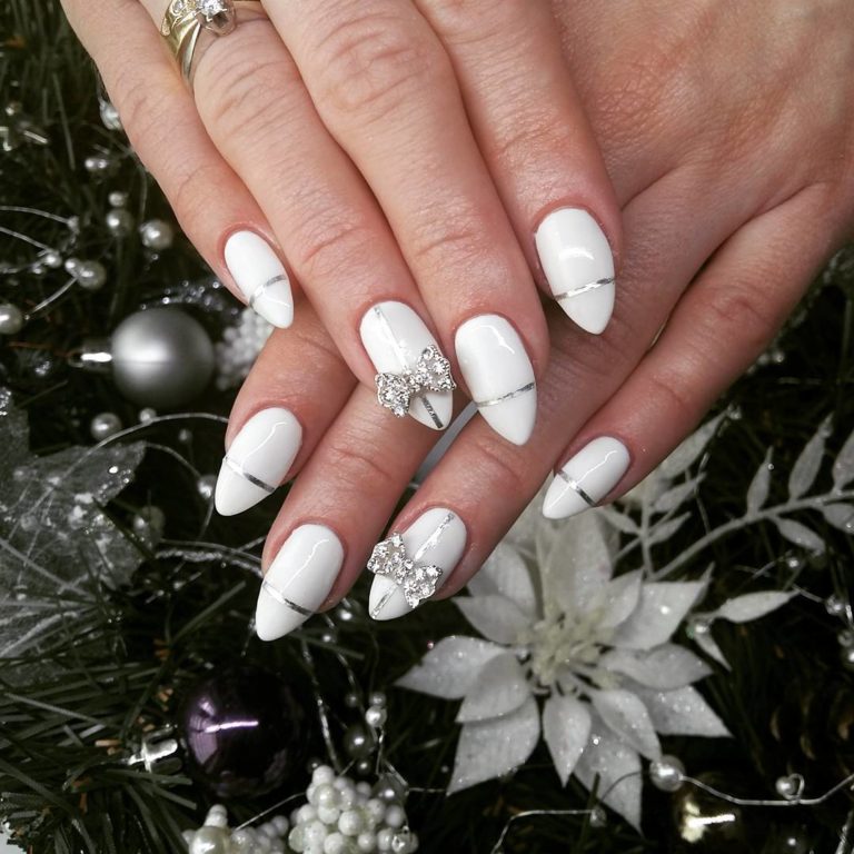 Adorable White Nail Art Ideas To Try