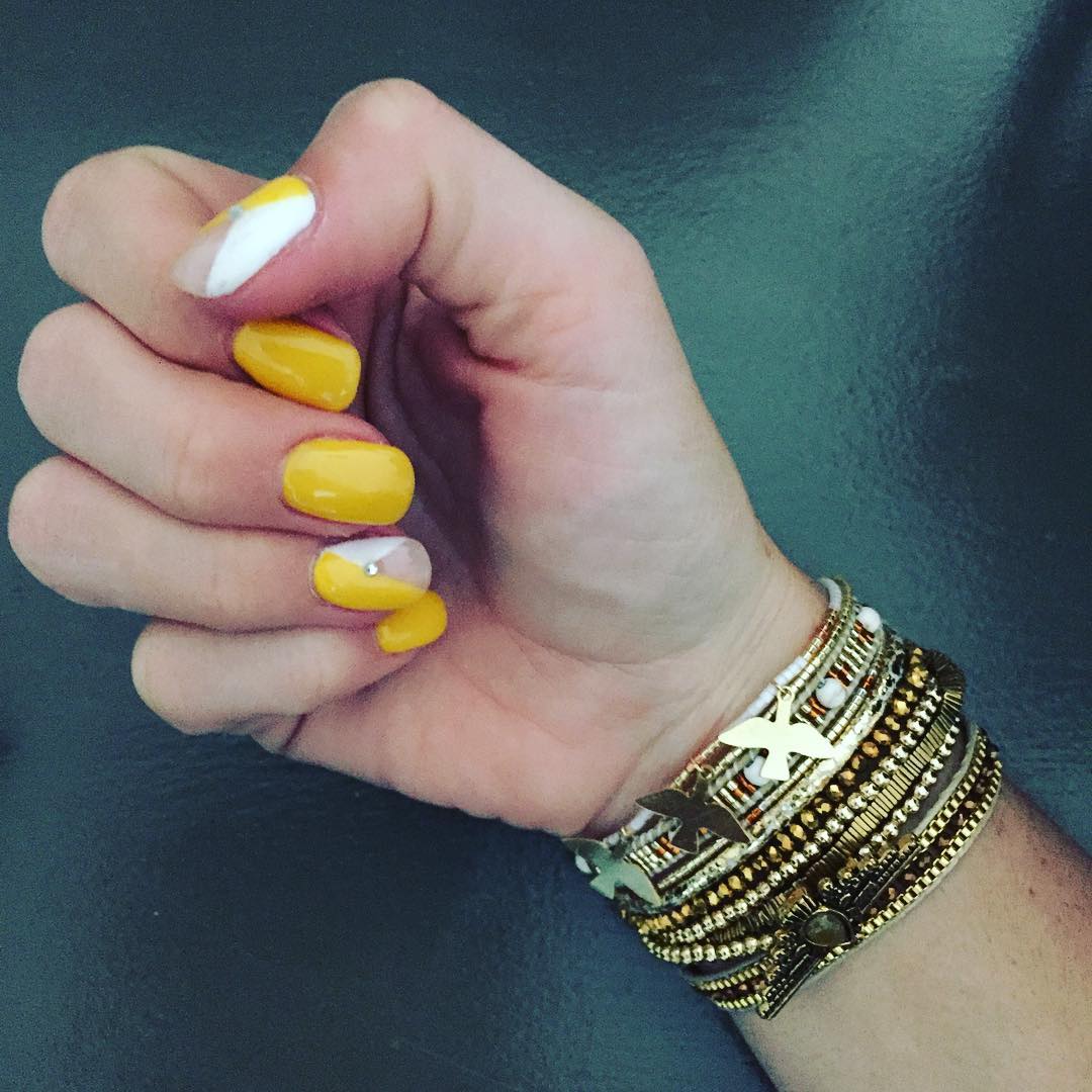 #nails#nailart#yellownails#yellownailart#nailstagram#nailoftheday#hipanema#hipane