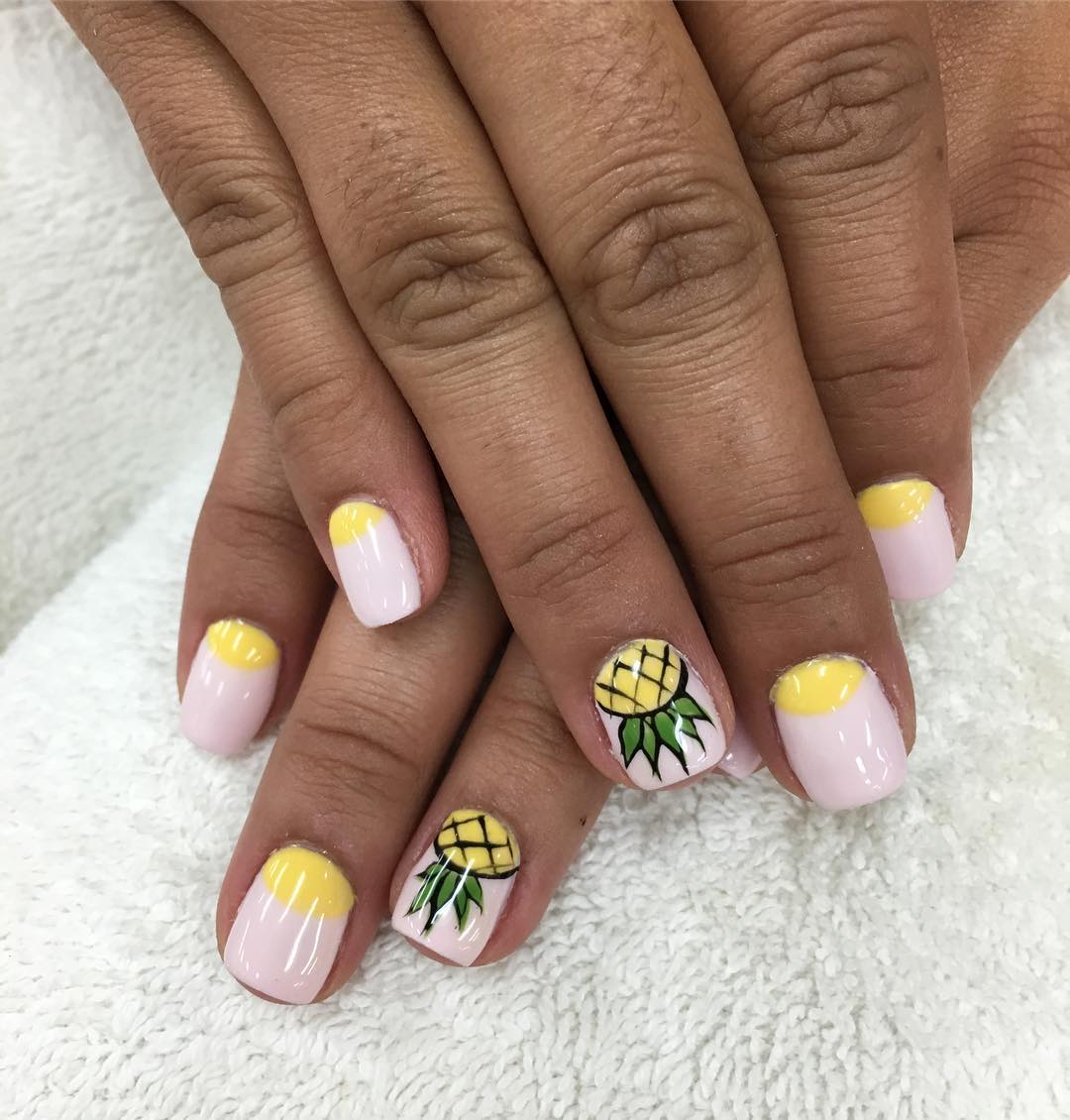 #pineapple #naildesign #fancypink #lightpink #gelcolor #OPI124 #yellownailart