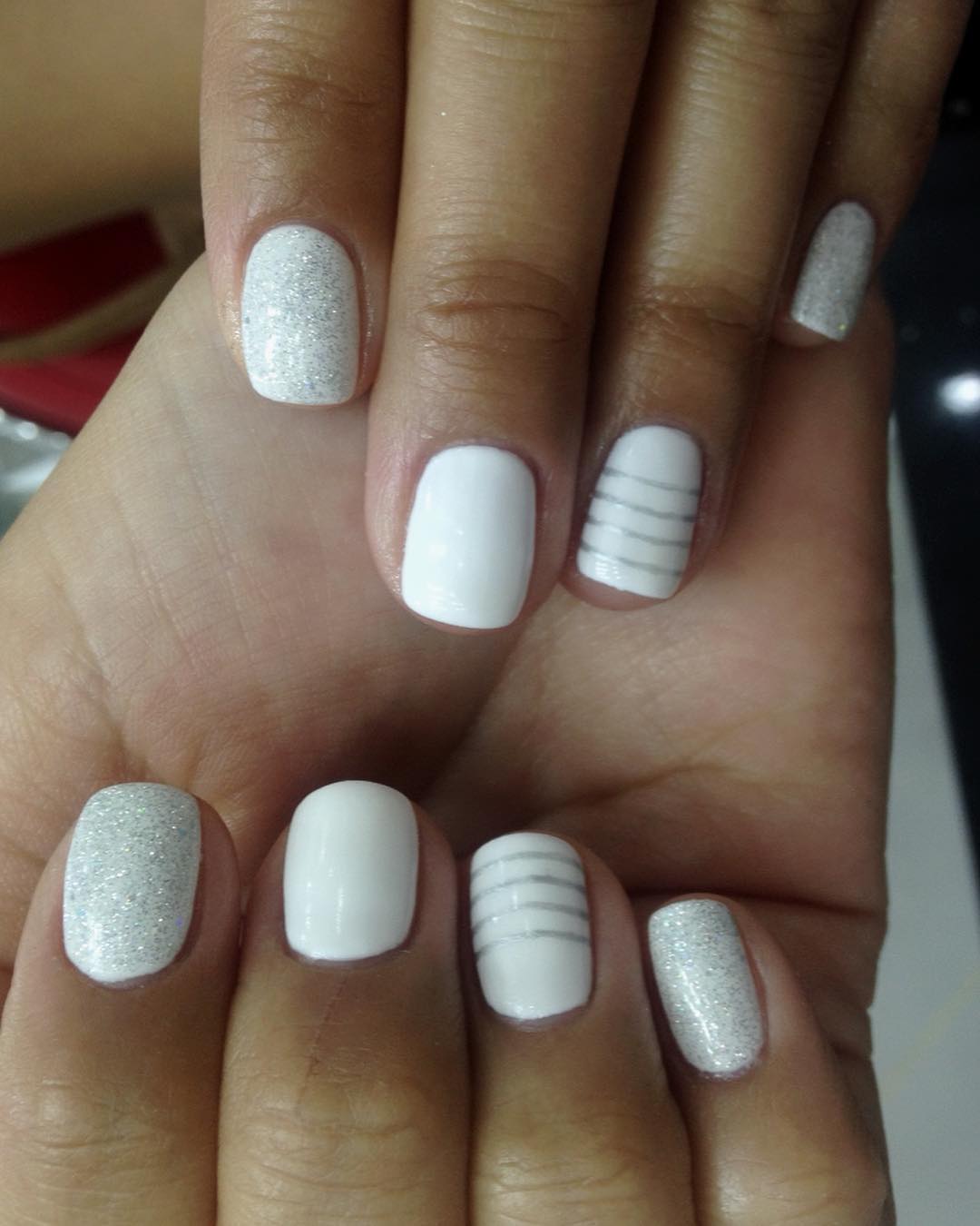 #whitenails #whitenailart #shinenails