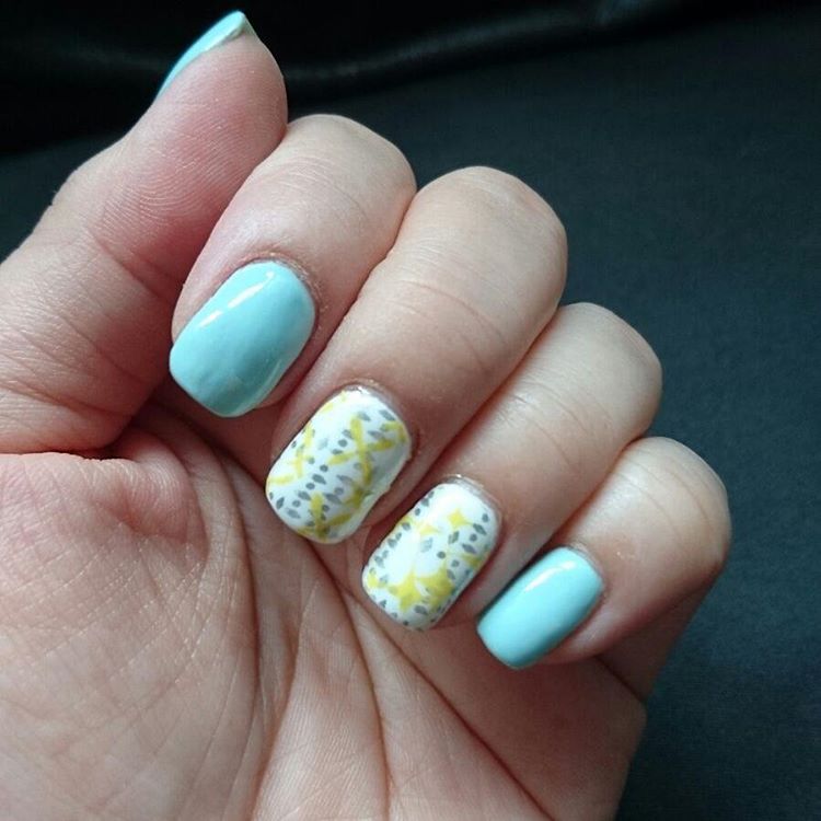 #yellownailart #whitenails #greennails #greennailpolish