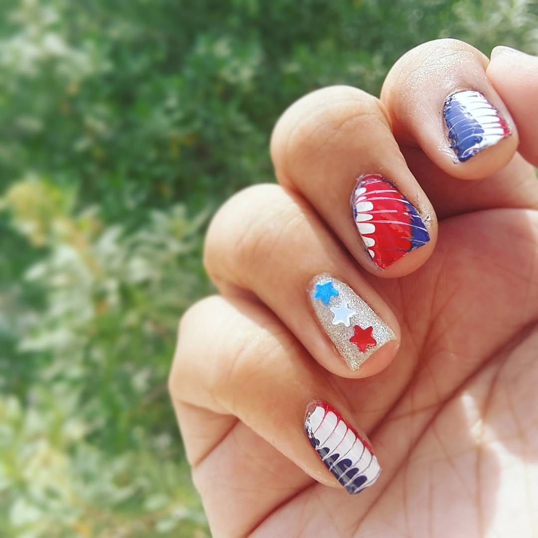 My nail art for 4th of July 😊 using dry marble method 😁😁😁 #nailartinspo #nailart #nailart #nailartclub #nailartaddict #nailartvideos #nailarttutorial #4thjulynails #independencedaynails