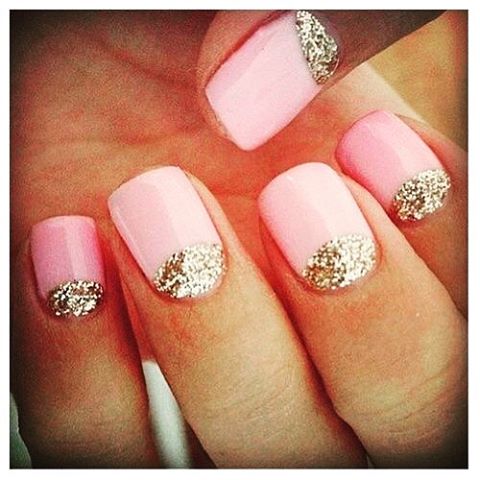 Trendy Sparkly Nail Art Ideas #gelonnaturalnail #pampertime #nudenails #sparklynailart #nailporn #platinumgel #amazingday