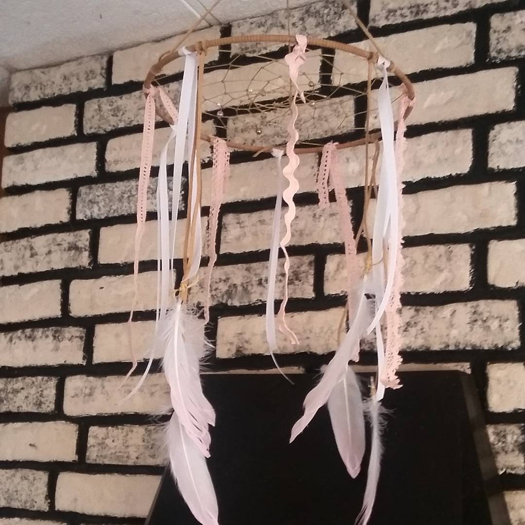 #handmadegifts #dreamcatcher #mobile #pink