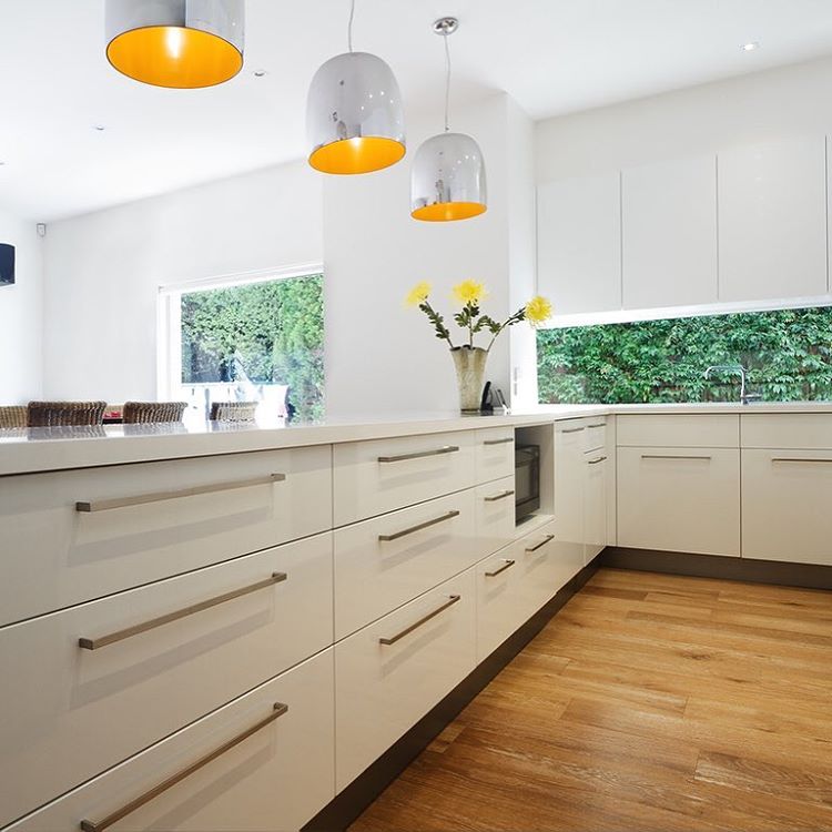 Conserve Space with Kitchen Drawers and Shelves