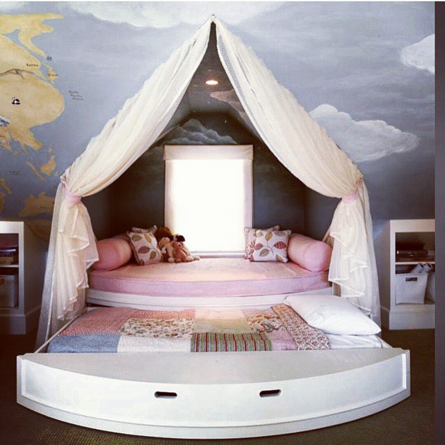 Day-night kids room inspiration