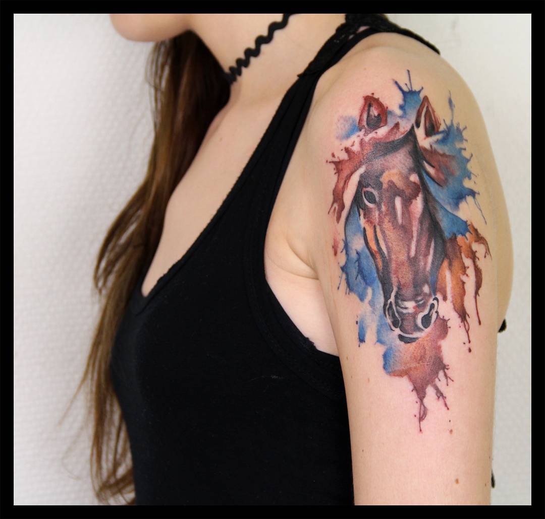 #tattoo #tattoos #tattooart #tattooer #tattooshop #tattooed #tattooedgirl #inkedgirl #girltattoo #horse #horses #watercolor