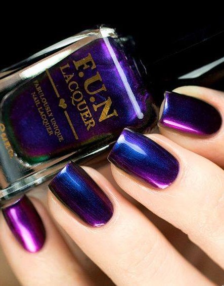 Gorgeous Metallic Purple Nail Manicure