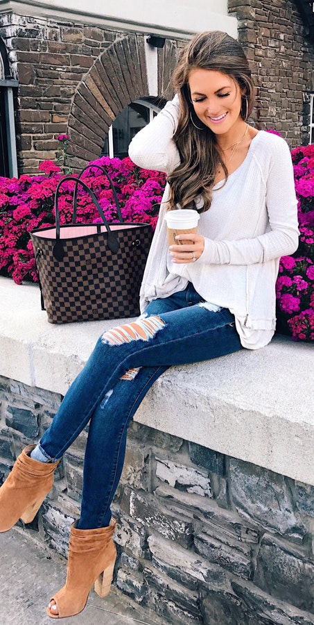 White Top + Ripped Skinny Jeans + Camel Open Toe Booties