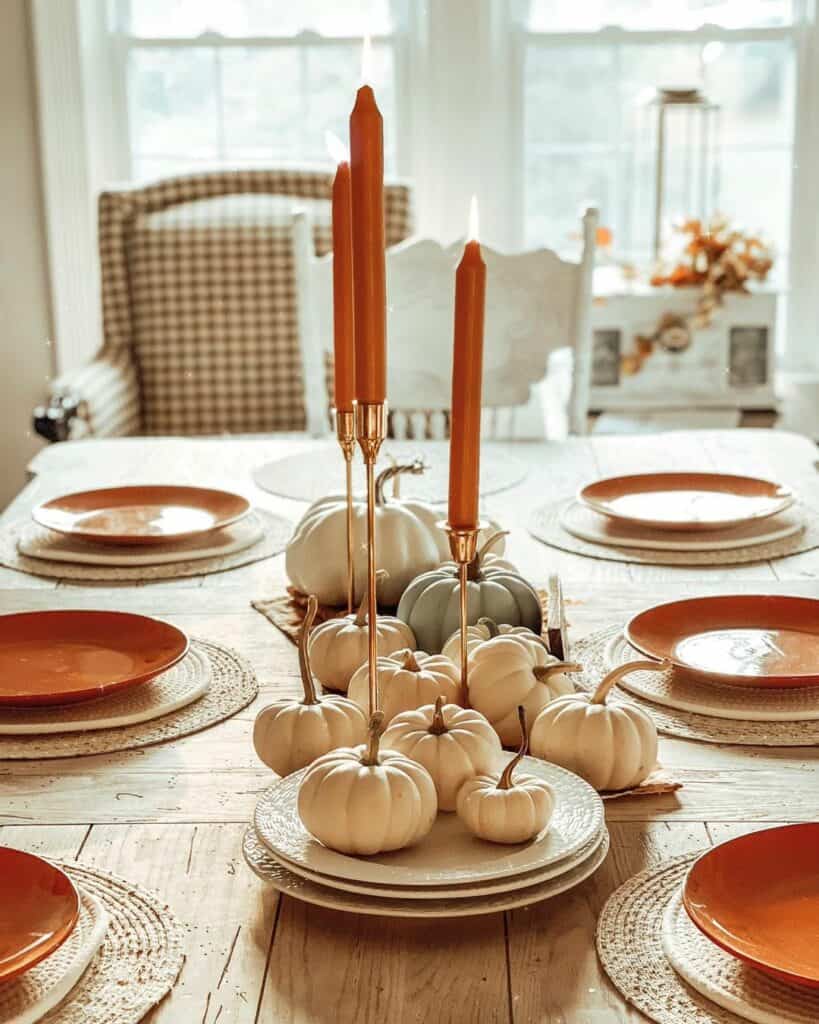 Bright and Blod Thanksgiving Table