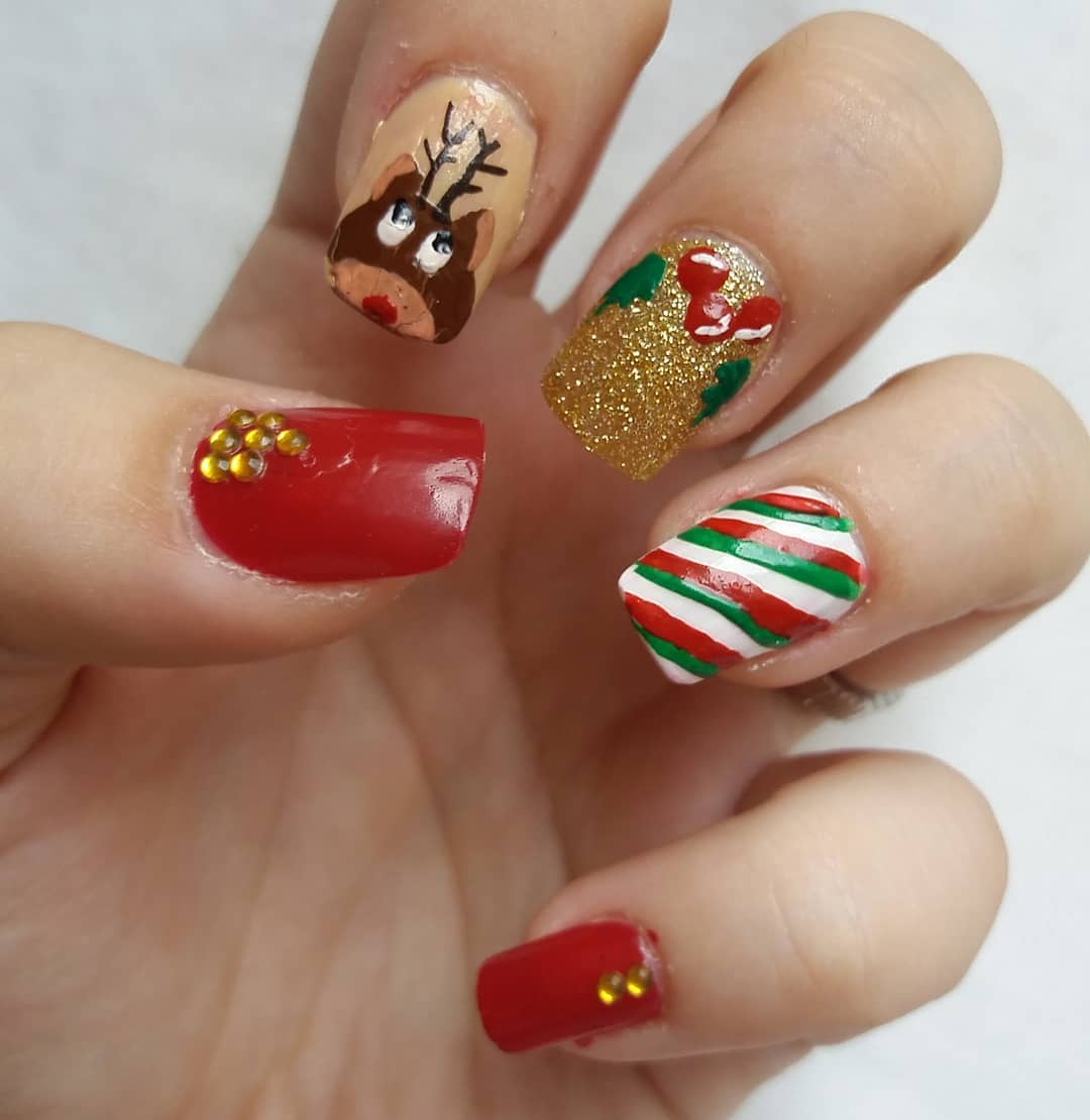 Christmas nails. Pic by uti.nails