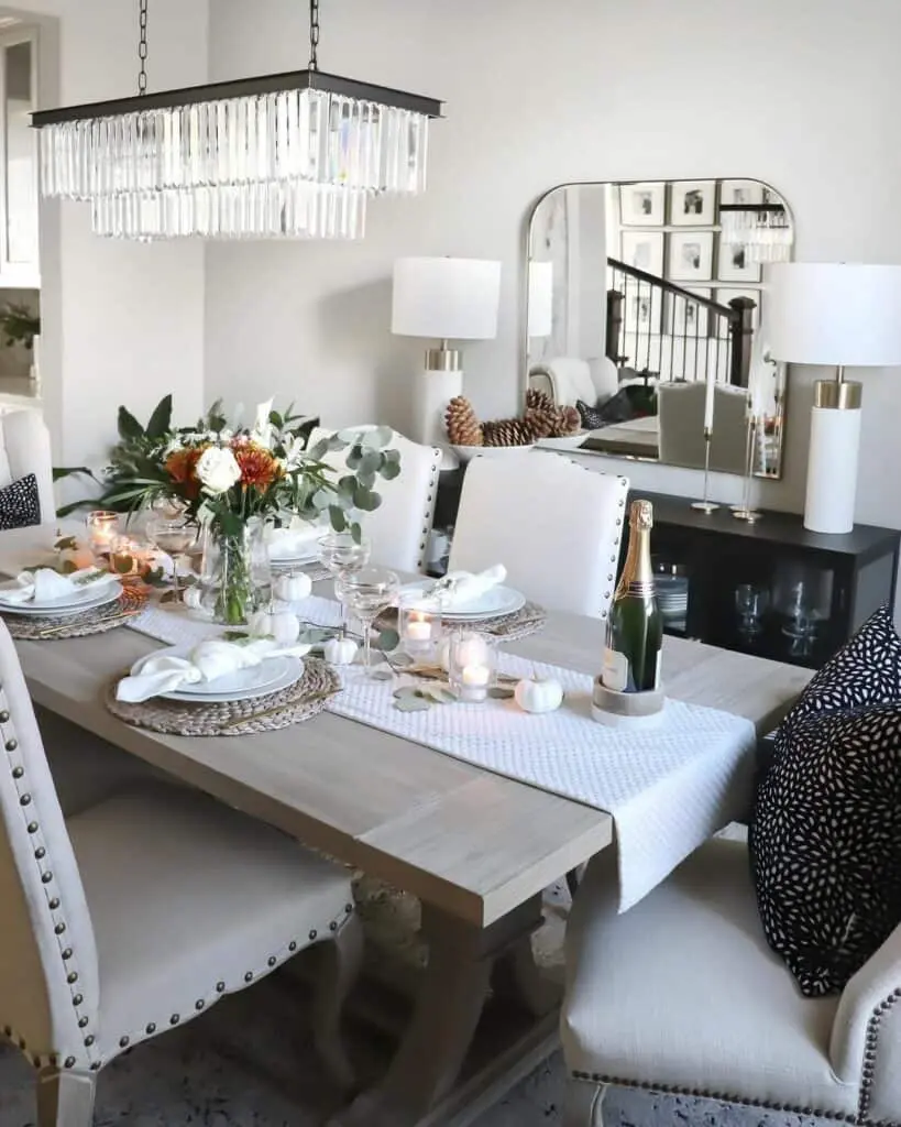 Thanksgiving-themed Dining Room With Gray Tones