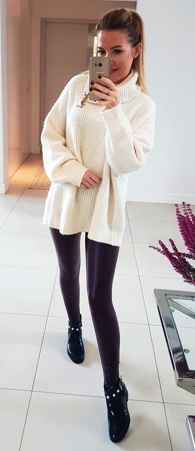 Women's white turtleneck sweater. Fresh Fall Outfits